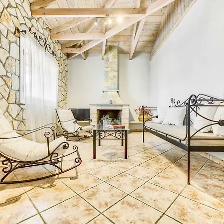 Vila Villa Marathias