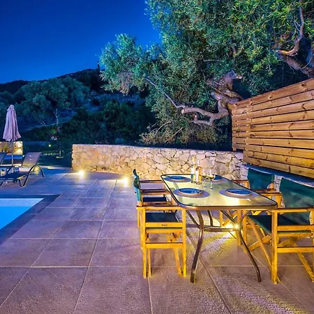 Vila Villa Marathias