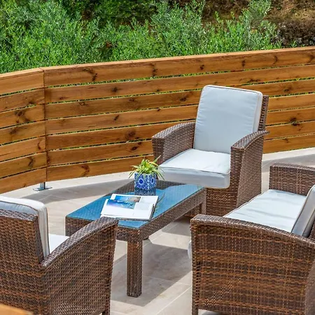 빌라 Villa Marathias Marathiás