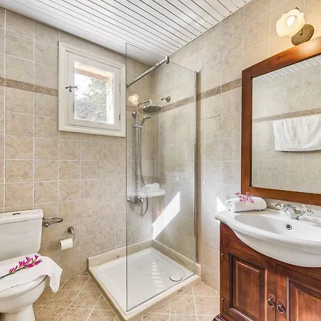 Villa Marathias * Marathiás